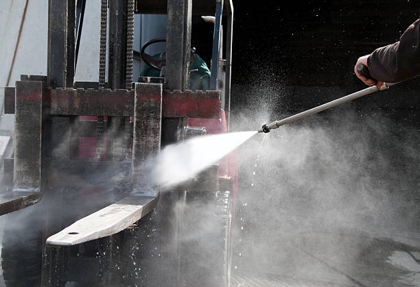 Best Gas Station Cleaning  in Weed, CA